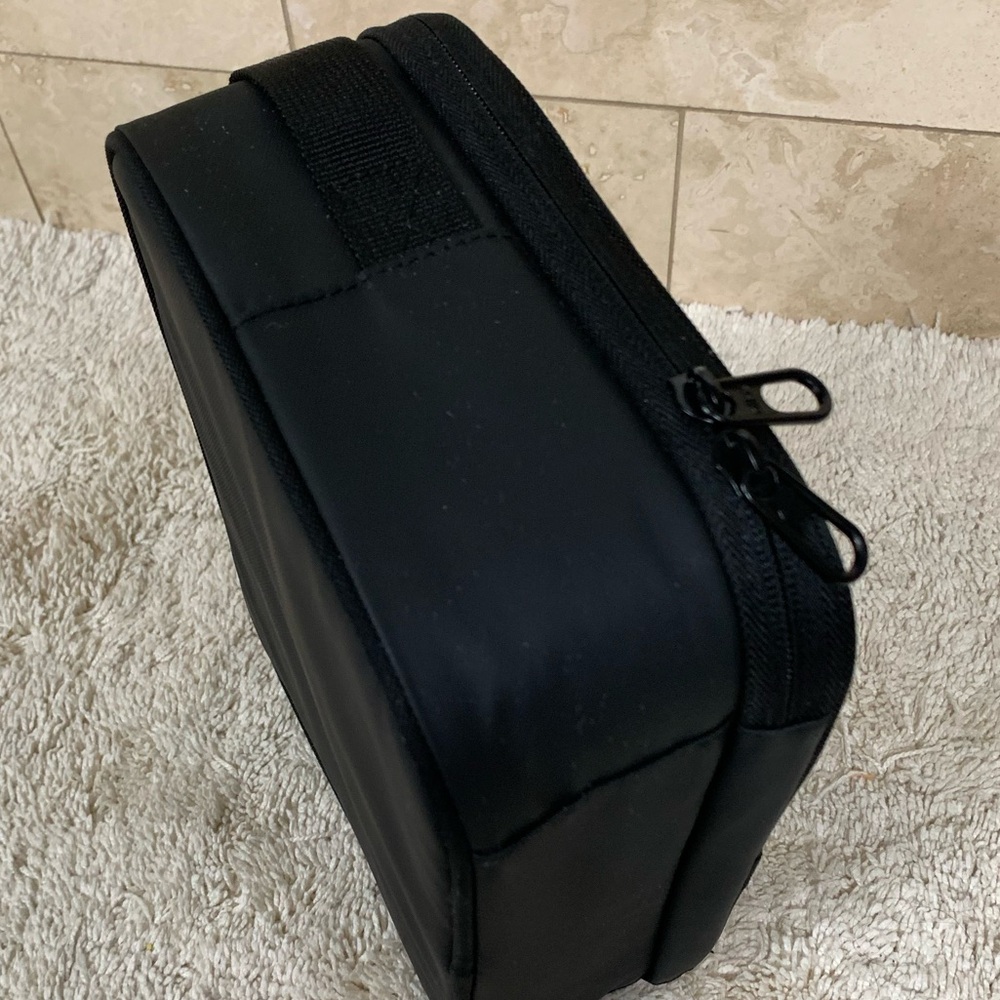 Nike Futura Coated Fuel Pack Lunch Bag - Picture 5 of 7